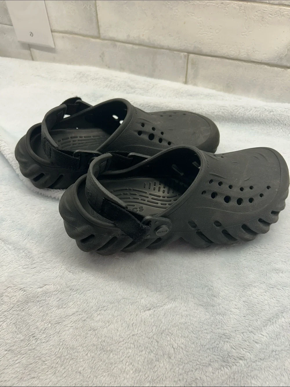 CROCS Black Vented Comfort Clogs with Heel Strap